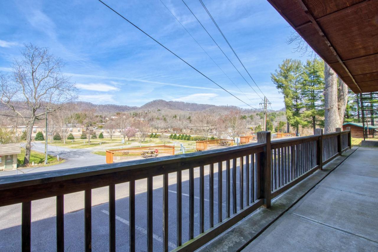 Campground Apts Lake Junaluska ภายนอก รูปภาพ